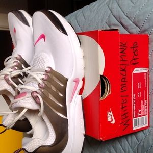 Nike presto sneakers